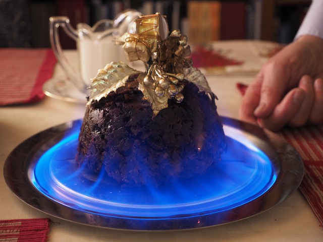 Harrods make your own christmas pudding cake Harrods make your own christmas pudding cake