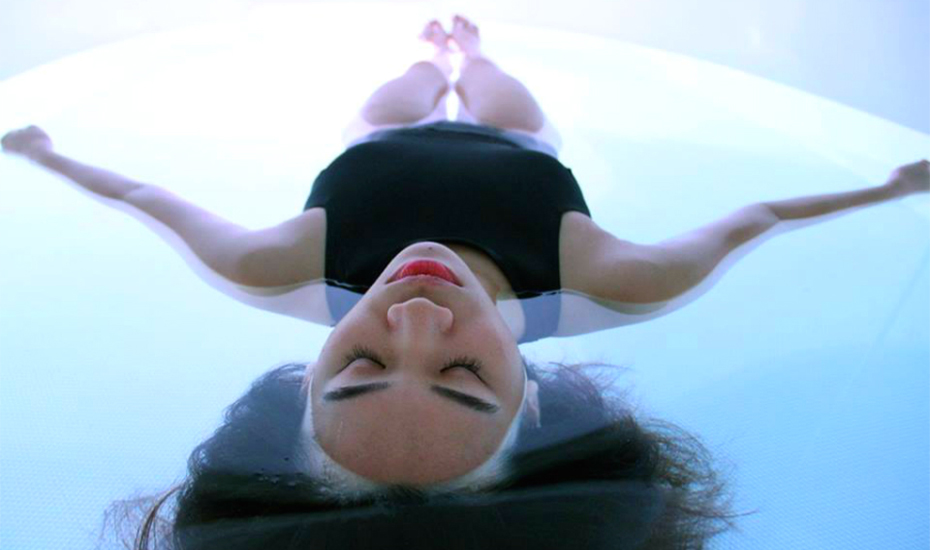 Rejuvenate by trying out therapy by floatation