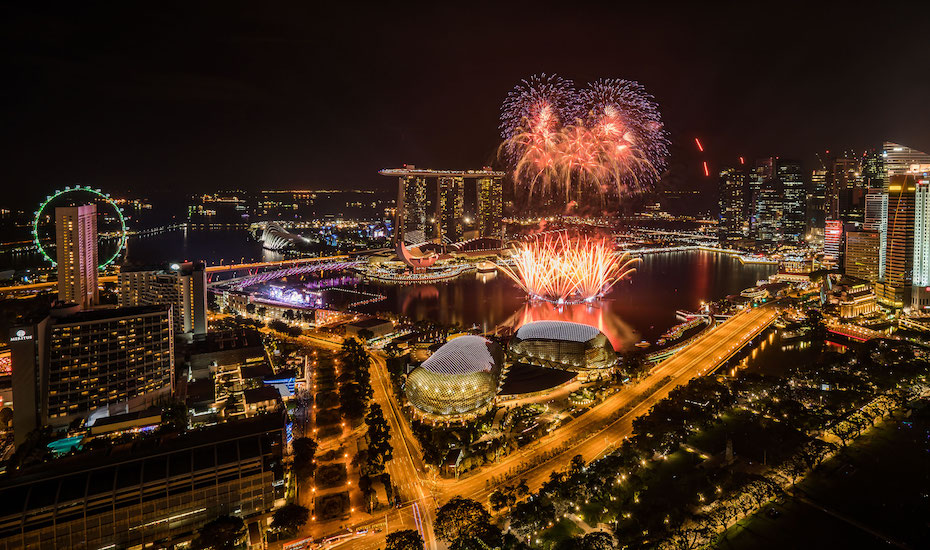 new year fireworks singapore 2018 new year s fireworks and a carnival at marina new year fireworks singapore 2018 new year s fireworks and a carnival at marina