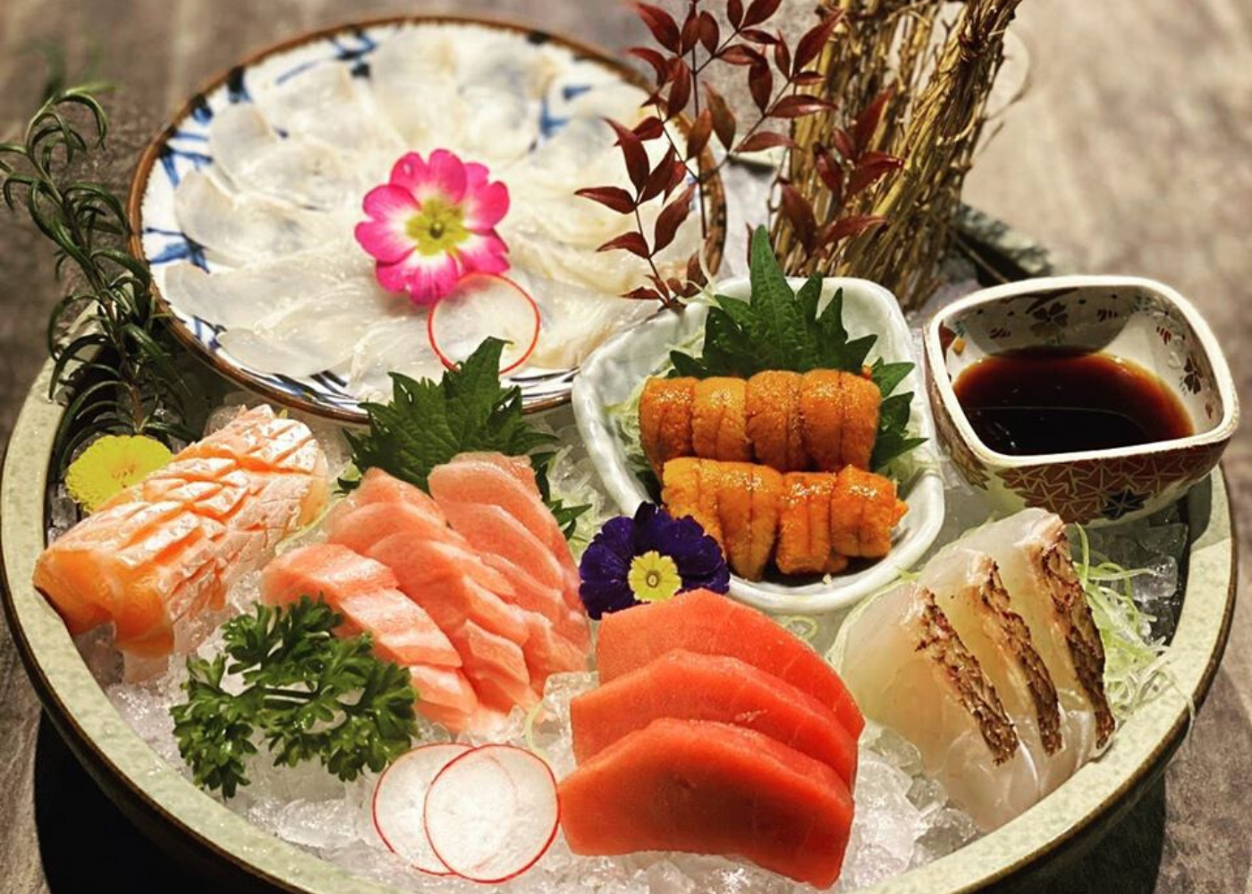 The sushi bar |
