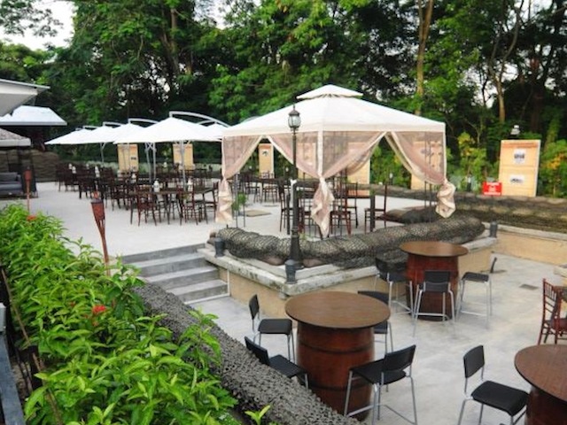 1942 Alfresco @ Changi