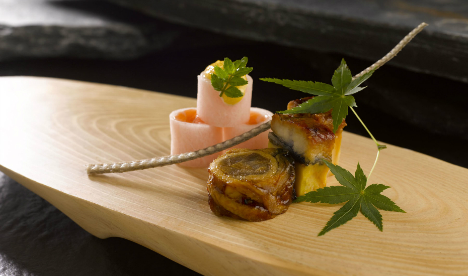 Japanese restaurants in Singapore: New unagi set lunch at Mikuni, Fairmont Singapore