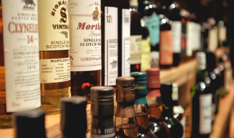 Happy hour of the week in Singapore: Cheap whisky at these bars, lounges, and restaurants