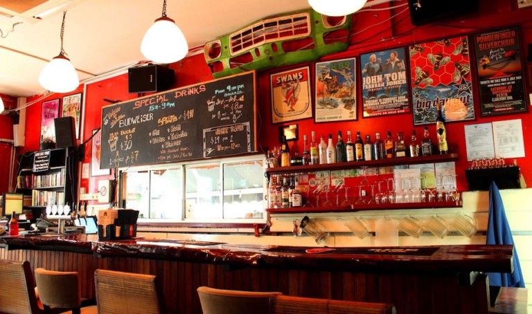 Pubs in Singapore: Best neighbourhood bars for casual, affordable drinks and food