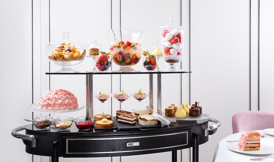 Nobody gets between us and the dessert trolley at Tablescape
