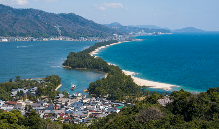 Amanohashidate Shutterstock honeycombers singapore