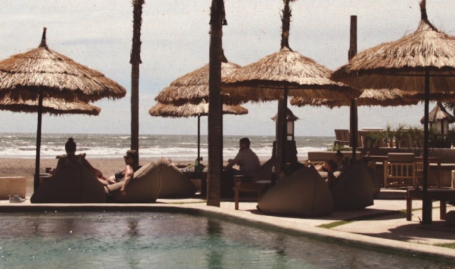 Mano Beach House Petitenget Beach