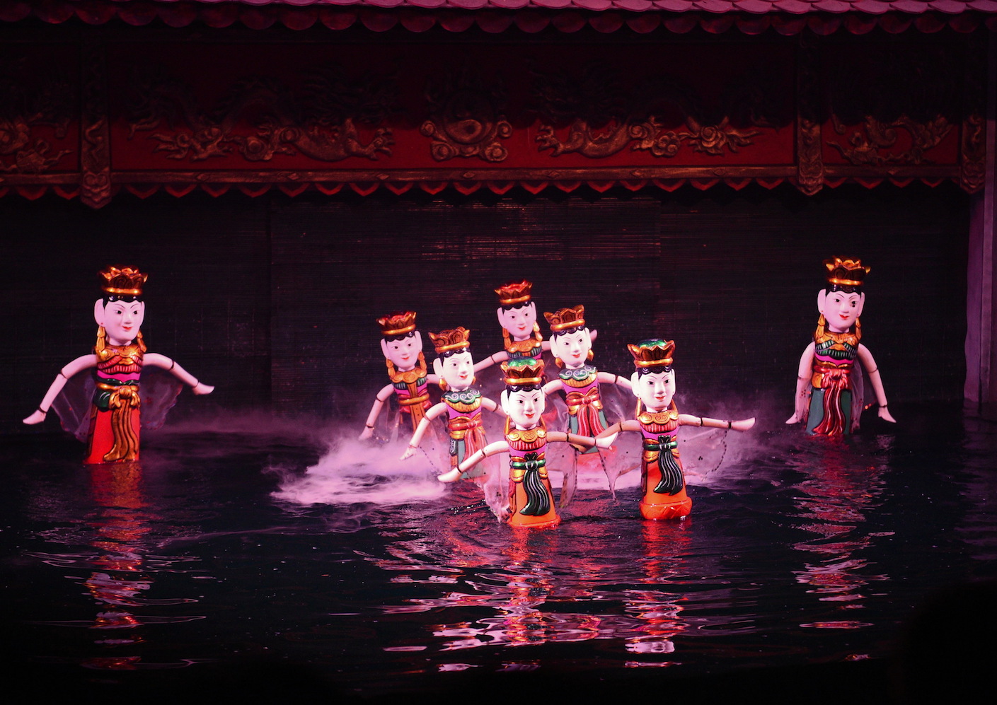 An iconic Hanoi experience: the water puppet show