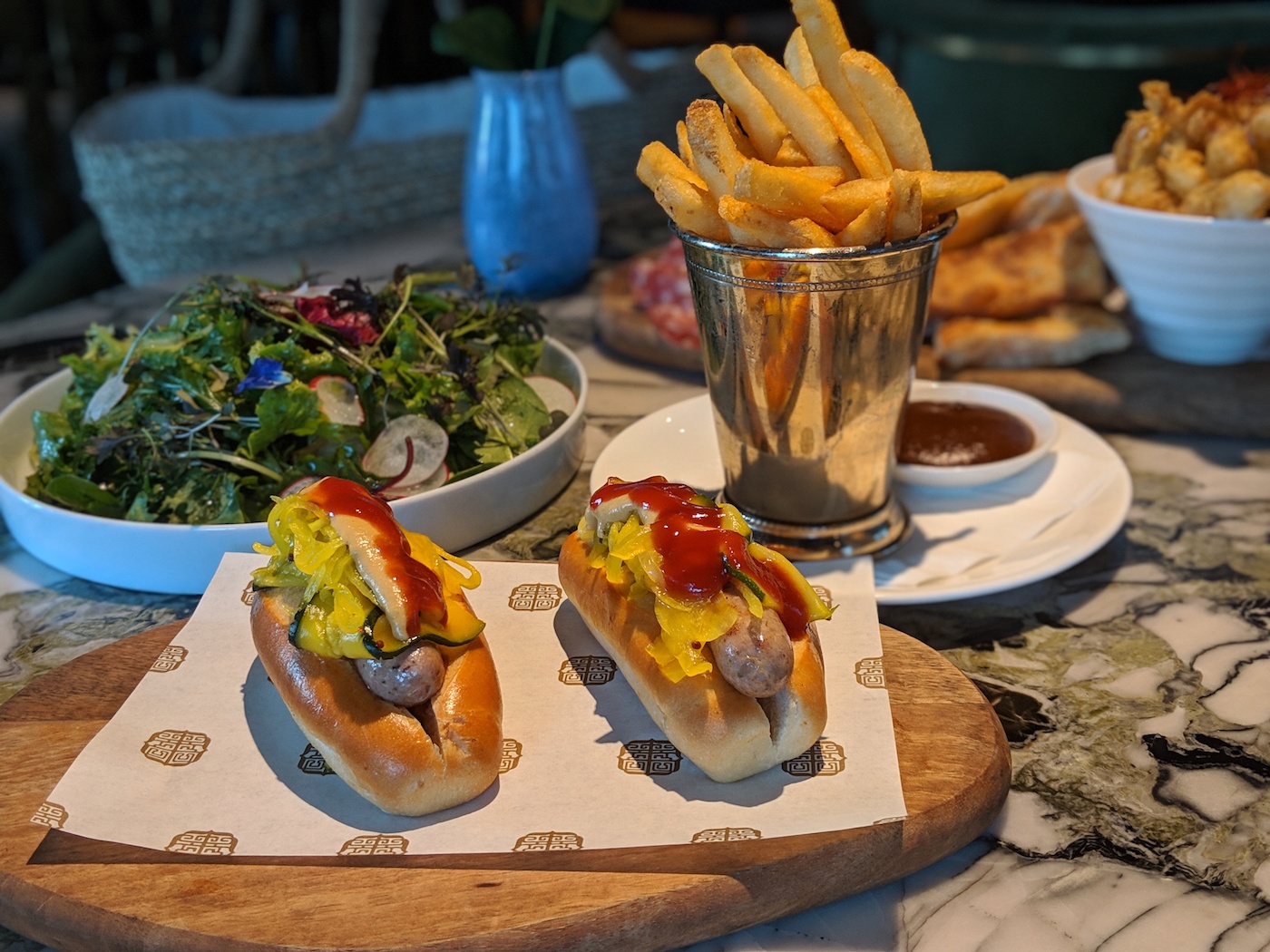 1880 members club created Singapore's best hotdog