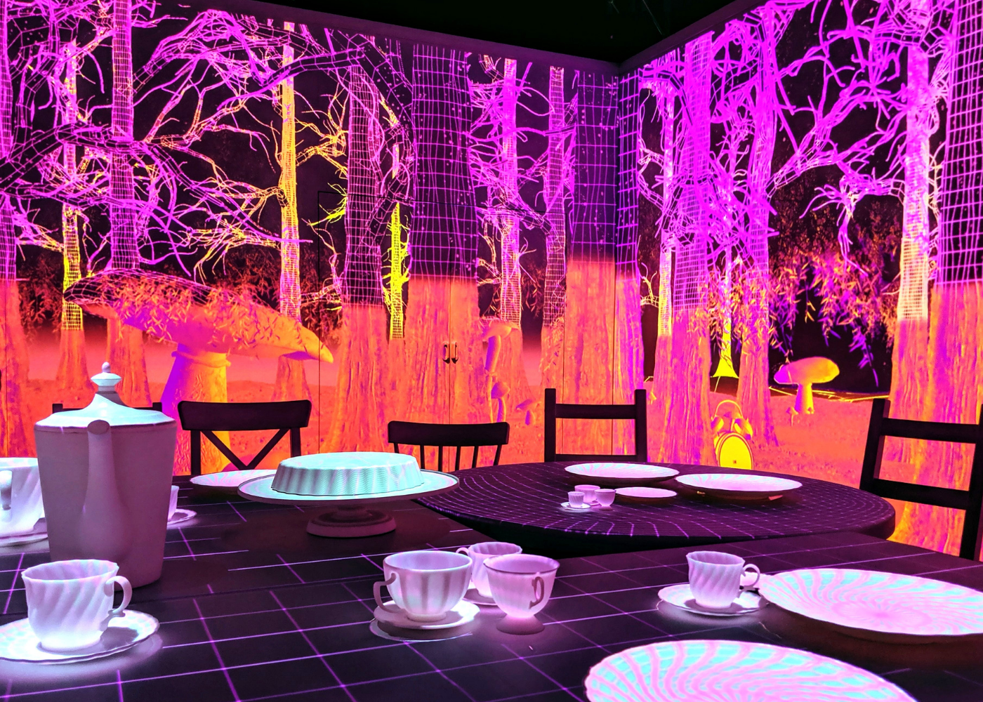 Love fantasy, will explore? Fall into Wonderland at the ArtScience Museum