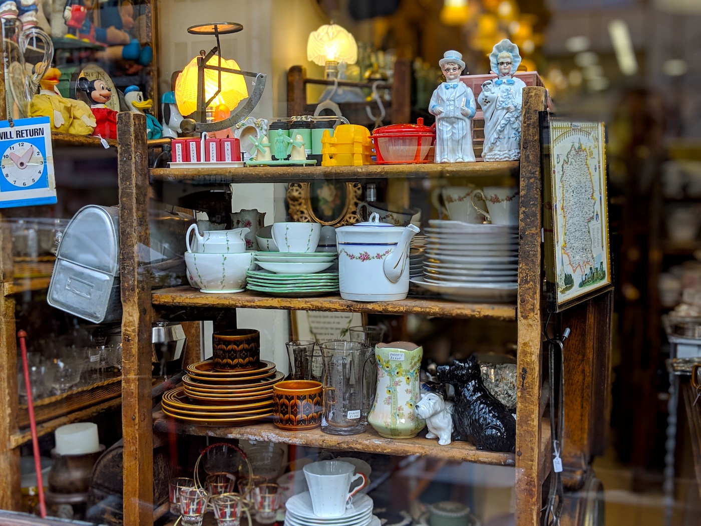 Where to shop in Ebisu Daikanyama Tokyo: Antiques mu mu