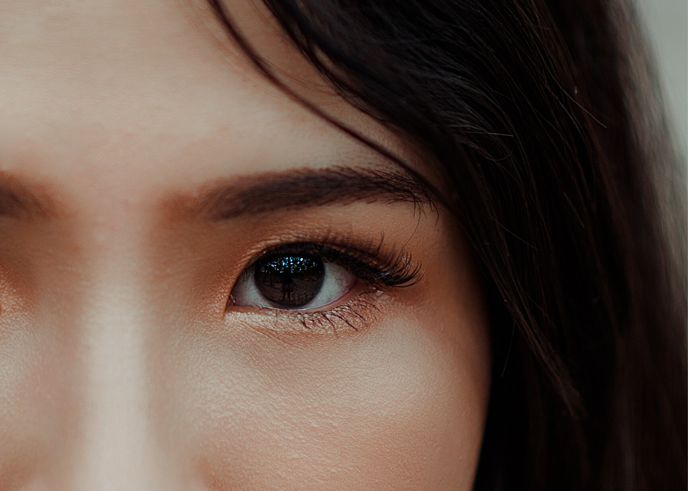 It’s makeover time! Prettify your look with Dreamlash’s natural Korean eyelash extensions