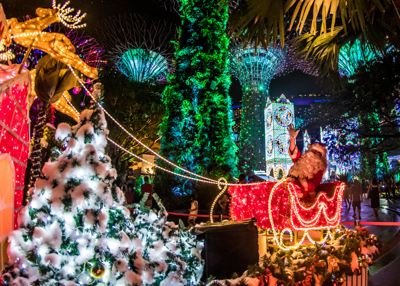 santa claus christmas wonderland lights