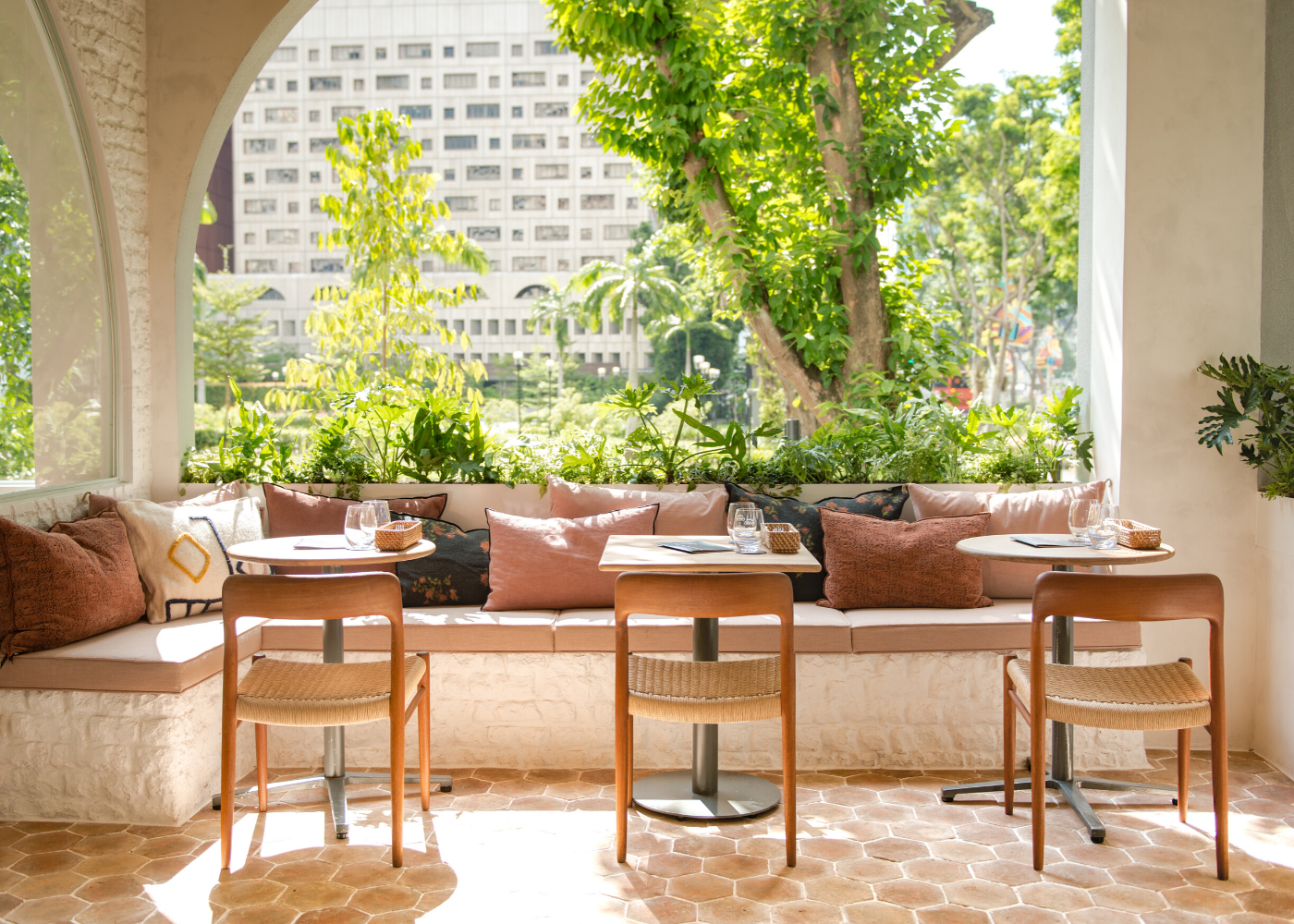 Merci Marcel | Alfresco dining