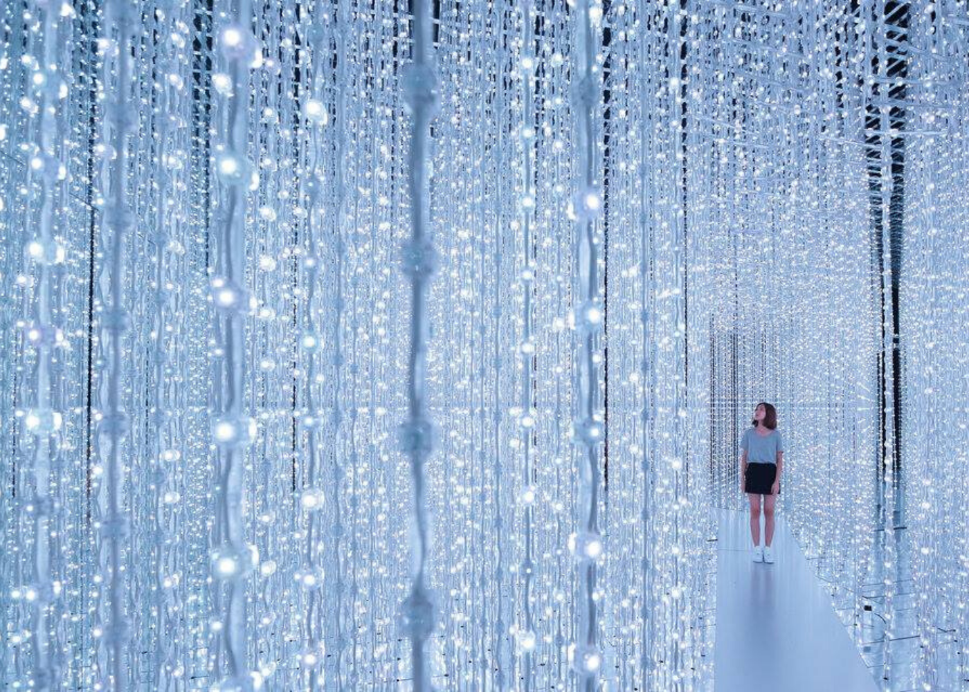 Crystal Universe | romantic proposal spots in Singapore