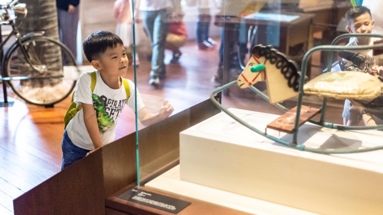 #MuseumFromHome: Get Curious!
