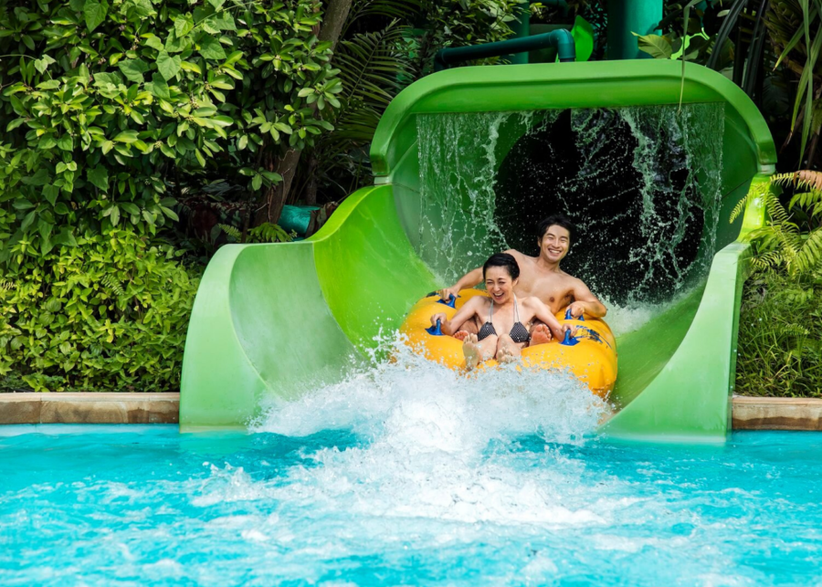 Resorts World Sentosa | best swimming pools in Singapore
