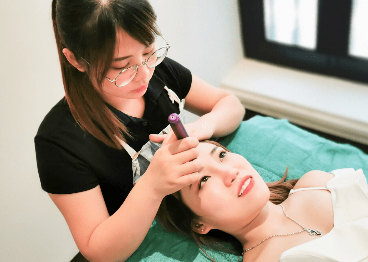 Customer undergoing the WellaFacial treatment