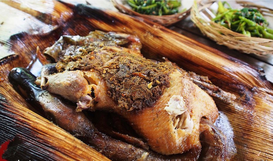 local dishes in Bali - bebek betutu