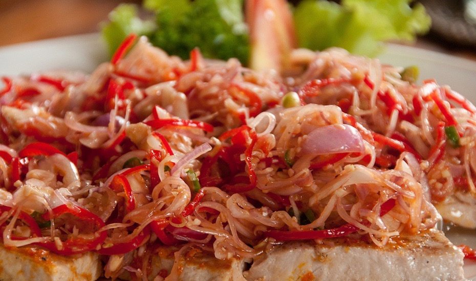 local dishes in Bali - sambal matah