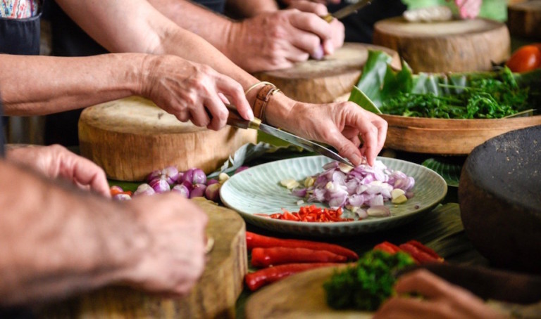 Bali’s Best Cooking Schools: Spice up your sambal skills or nail a Nasi Goreng with a Balinese cooking class in Ubud, Seminyak, Canggu and beyond.