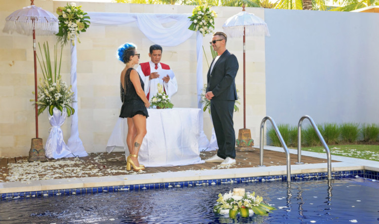 This Intimate Wedding Venue in Bali is the Perfect Choice for a Simple Destination Wedding