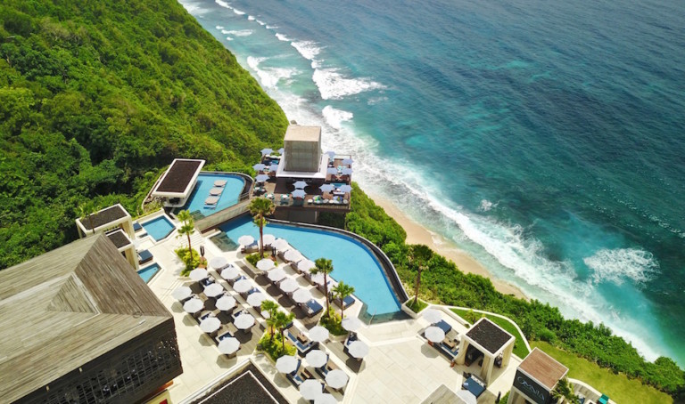 Hot News! The world-famous Hakkasan Group has arrived in Bali with the opening of OMNIA Dayclub and Sake no Hana – Champagne at the ready!