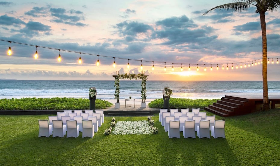 beachfront weddings