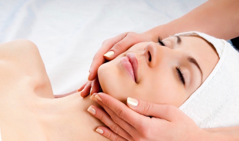 Beauty Review: Say goodbye to wrinkles, acne and sun spots – this anti-ageing microdermabrasion facial at Bronz Spa in Bali is the real deal!