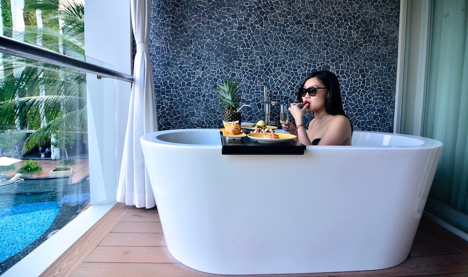 This new and exclusive stay package at The Stones Hotel Legian Bali treats you like the VIP that you are – breakfast in the bath included!