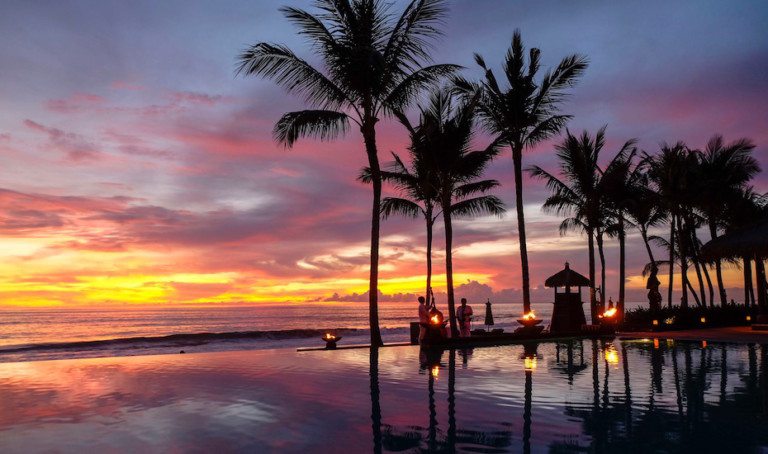 Four delicious date night ideas for a romantic dinner at The Legian Bali