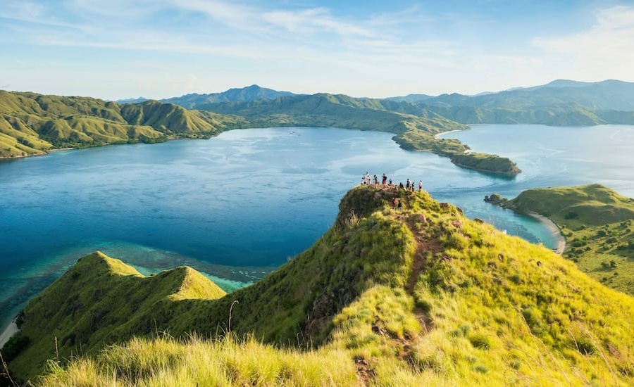Hot News: This is the new five-star AYANA resort opening in Komodo country this summer – get ready to swoon!
