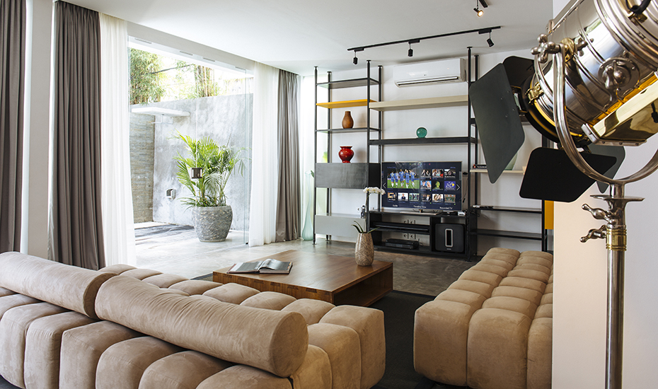 We love the contemporary interiors of Villa Canggu