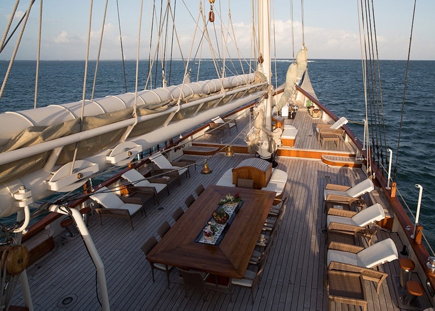 Try this: A cruise around Komodo National Park with iconic cuisine from Casa Luna