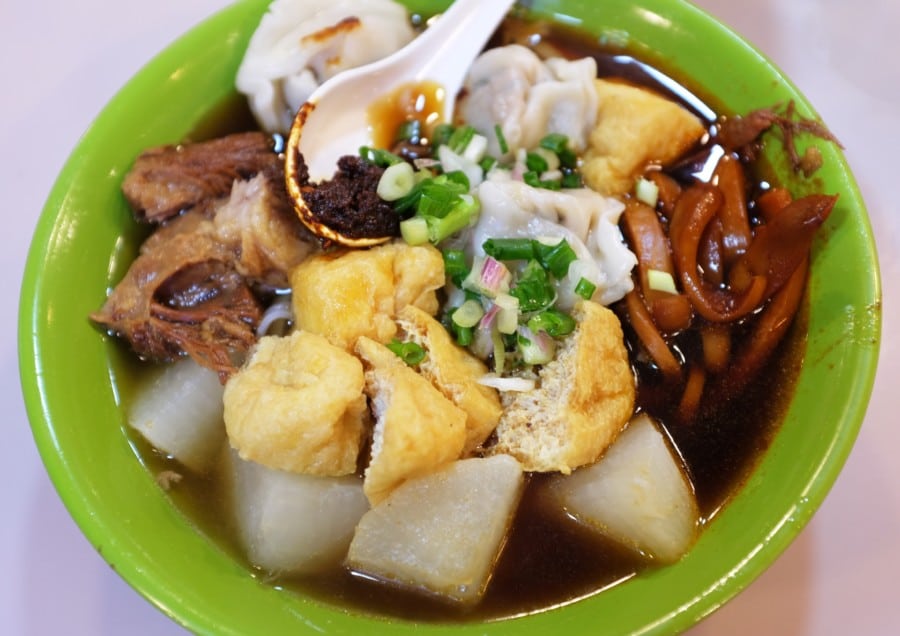 street food cart noodles