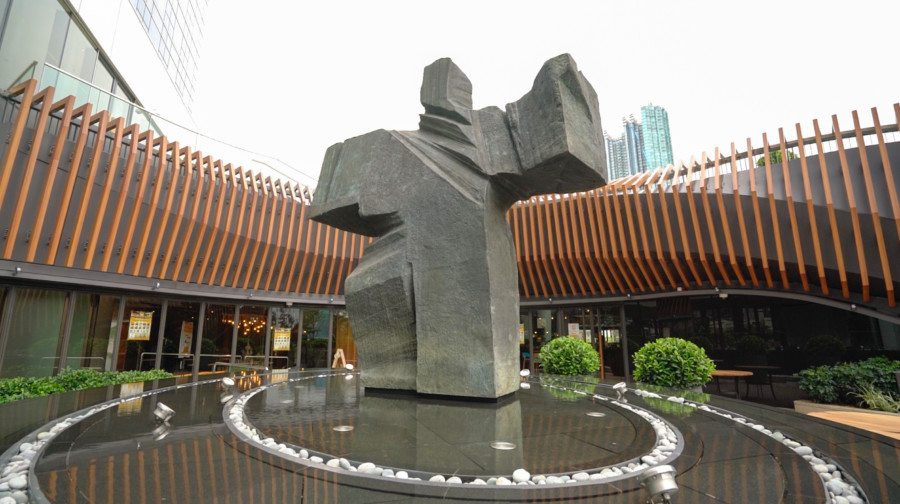 Kerry Hotel, Hong Kong Hung Hom sculpture