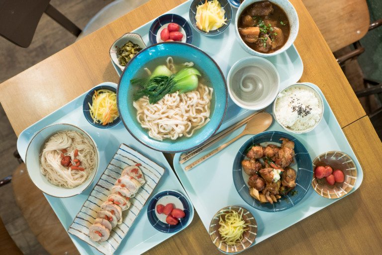 Fancy some Instagram-worthy Taiwanese food in a vintage setting? Take a look at Garden Meow Cafe