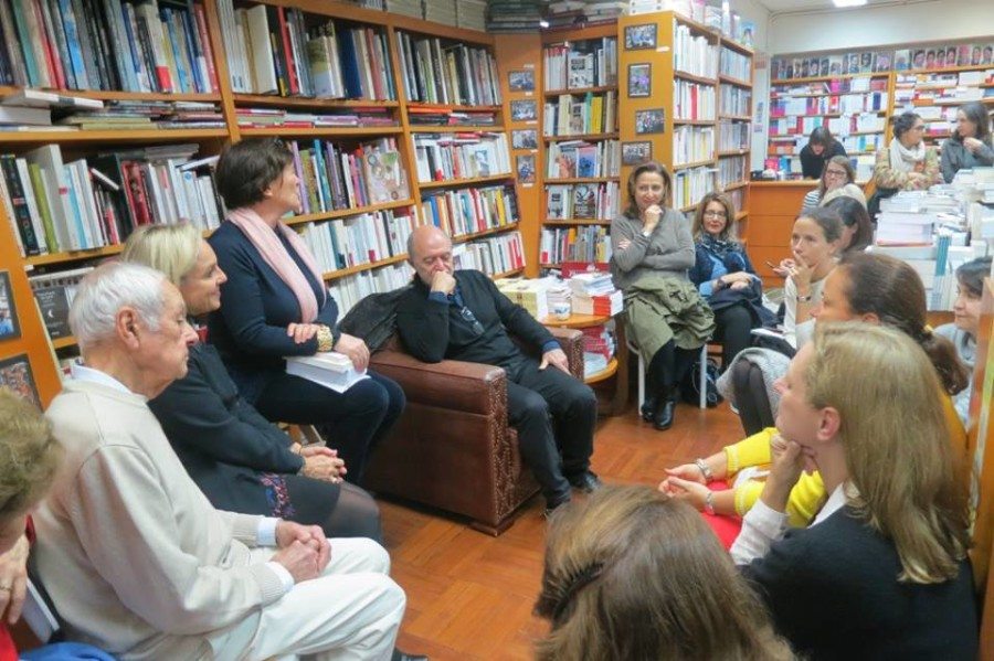 living in Hong Kong Parentheses Librairie Francaise central french comics novels