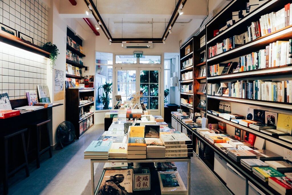 Pin-to Livros & Musica