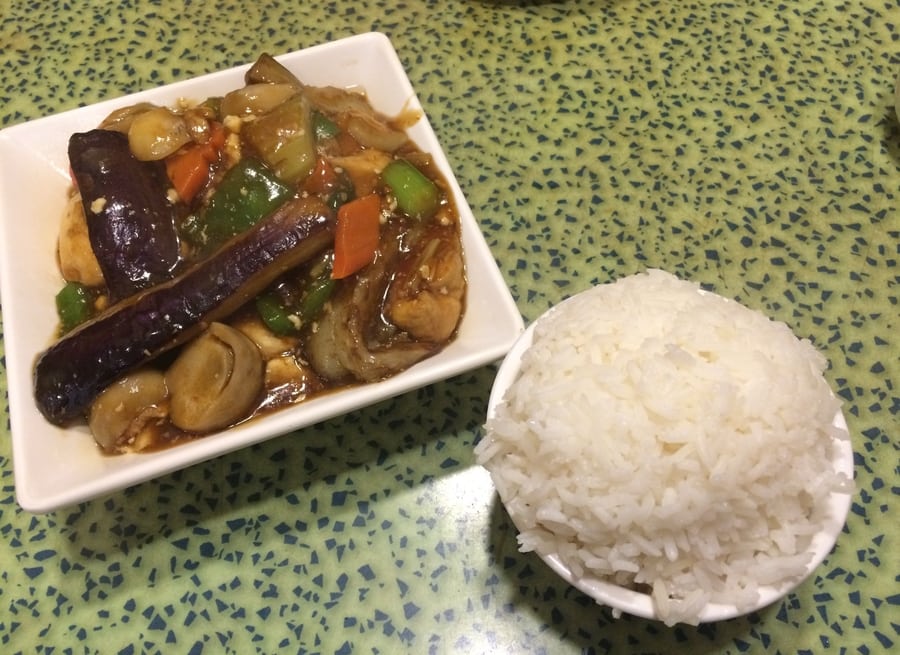 Po Lin Yuen Vegetarian Food Sai Ying Pun lunch spots Hong Kong