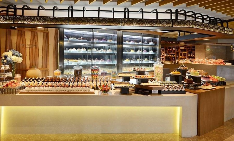 best dinner buffets in Hong Kong Mr. Steak desserts
