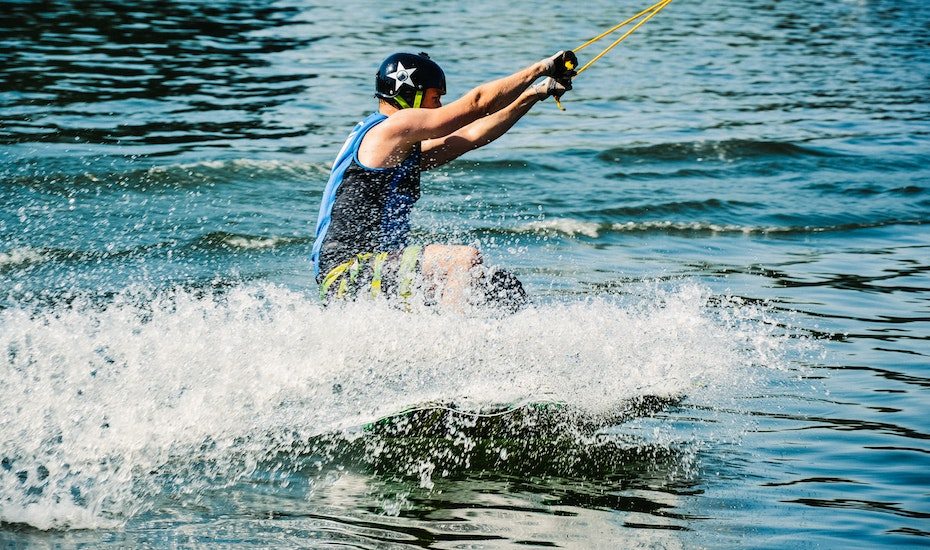 Get out of your comfort zone! Here are some exciting water sports in Hong Kong to try out
