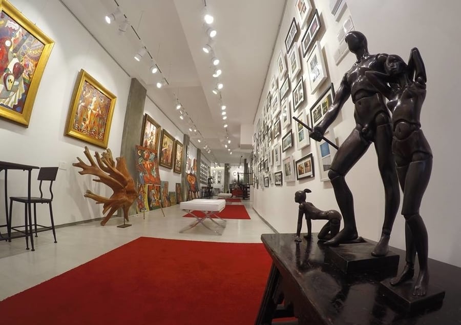 iAOHiN Gallery