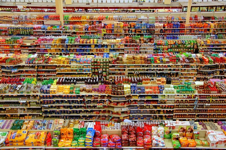 30 days raw vegan supermarket aisle