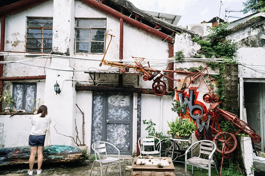 peng chau antique shops