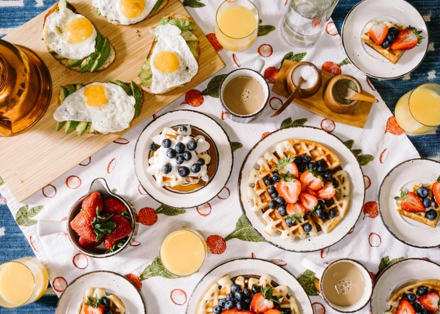 Hotel brunches in Hong Kong: Party it up with the best free-flow and fancy food in town