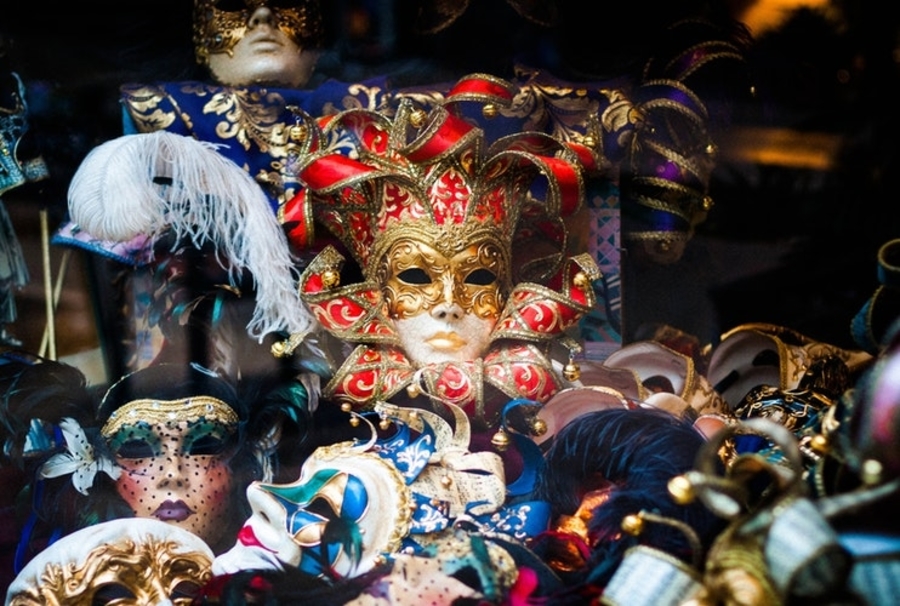 Matteo Party costume shops in Hong Kong