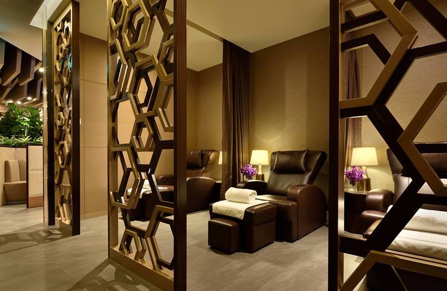 Plaza Premium Lounge airport lounges in Hong Kong