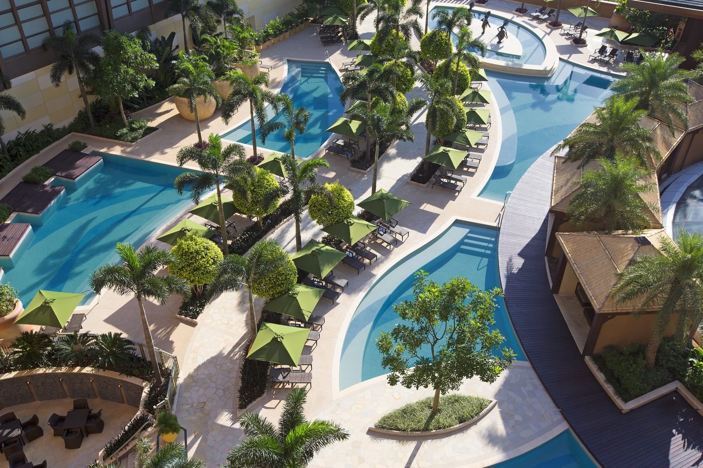 Sheraton Grand Hotel Macaospa staycation pool
