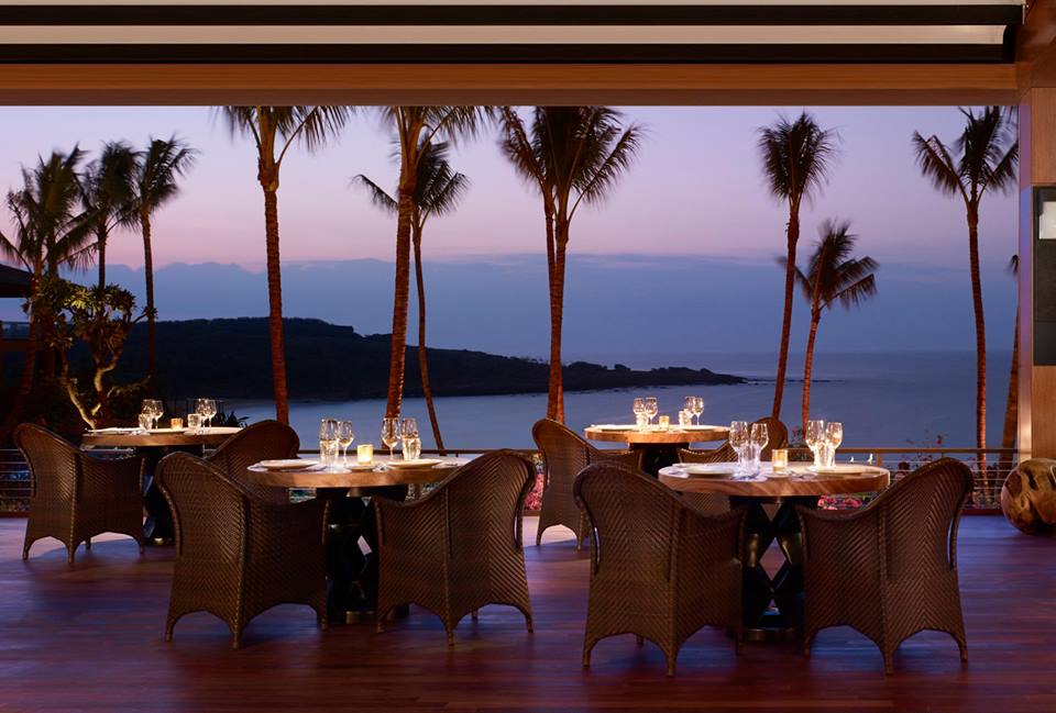 Fur Seasons Resort lanai Hawaii beach